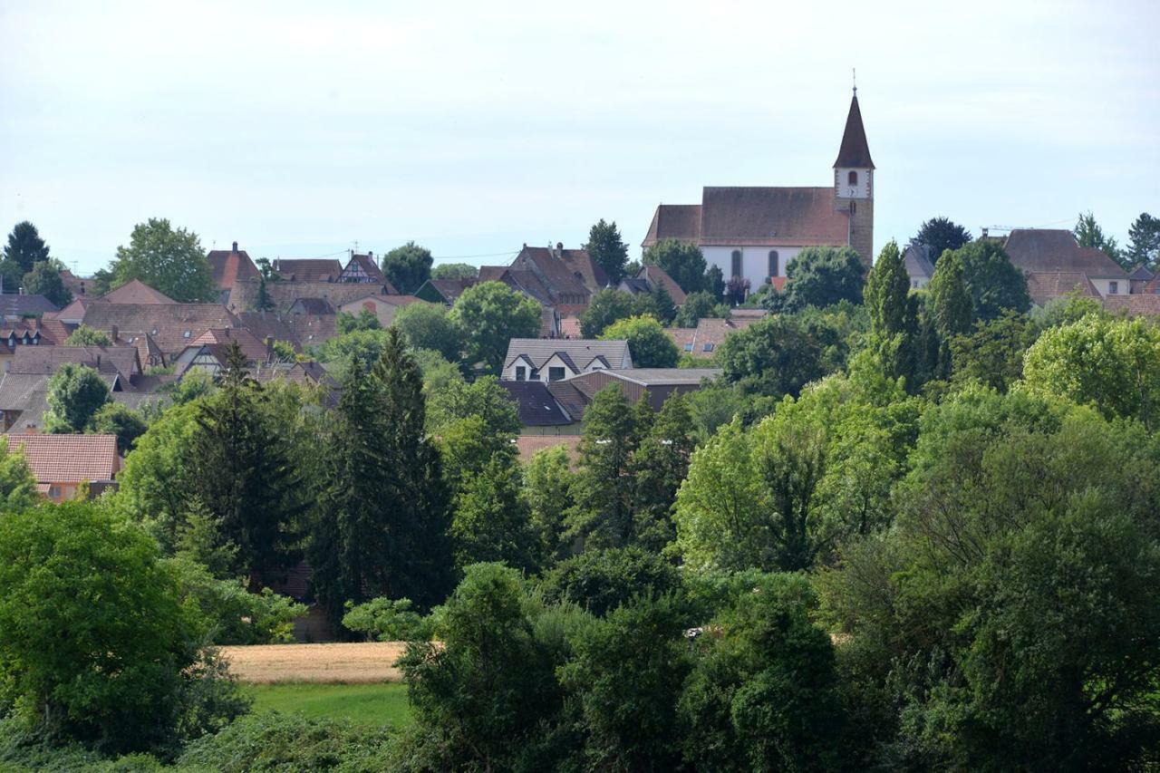 Gite Aux Deux Clochers Zimmersheim Bagian luar foto